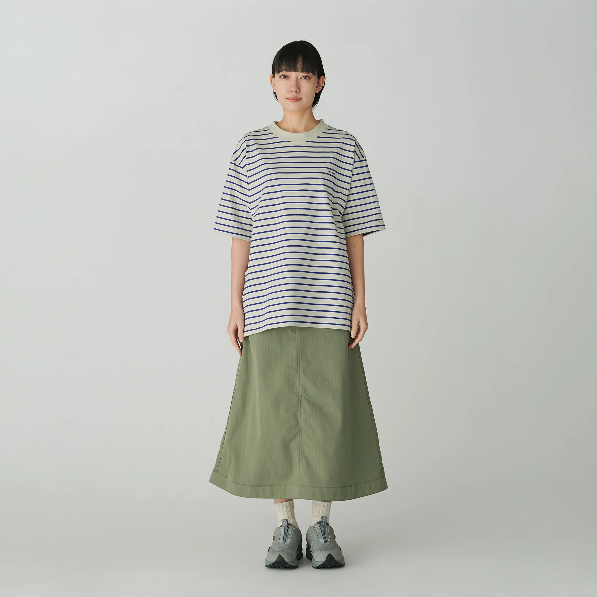 Heavy Cotton Border T-Shirt - Image 14