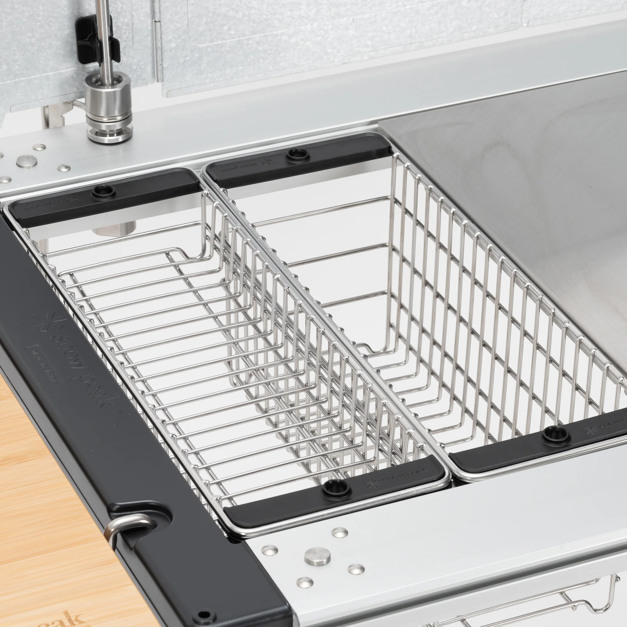 Table Top Architect Shallow Mesh Tray Half Unit - Image 6