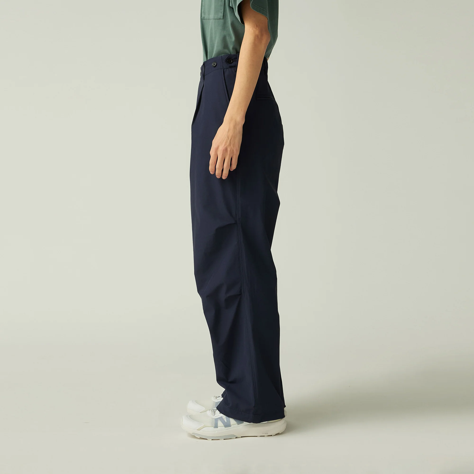 Water-Repellent Stretch Trousers - Image 4